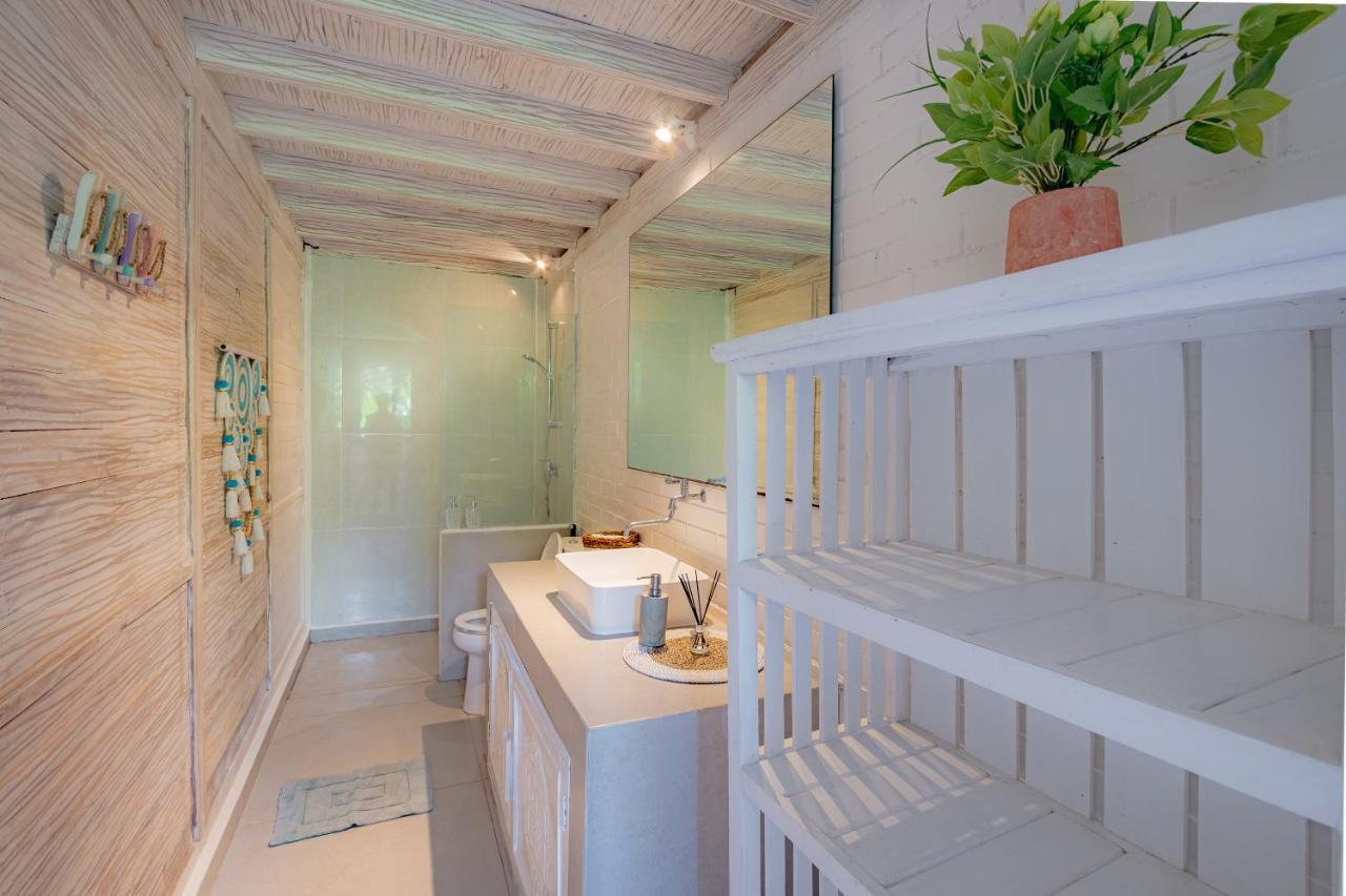 Aparthotel Seminyak Beach Hut Zewnętrze zdjęcie